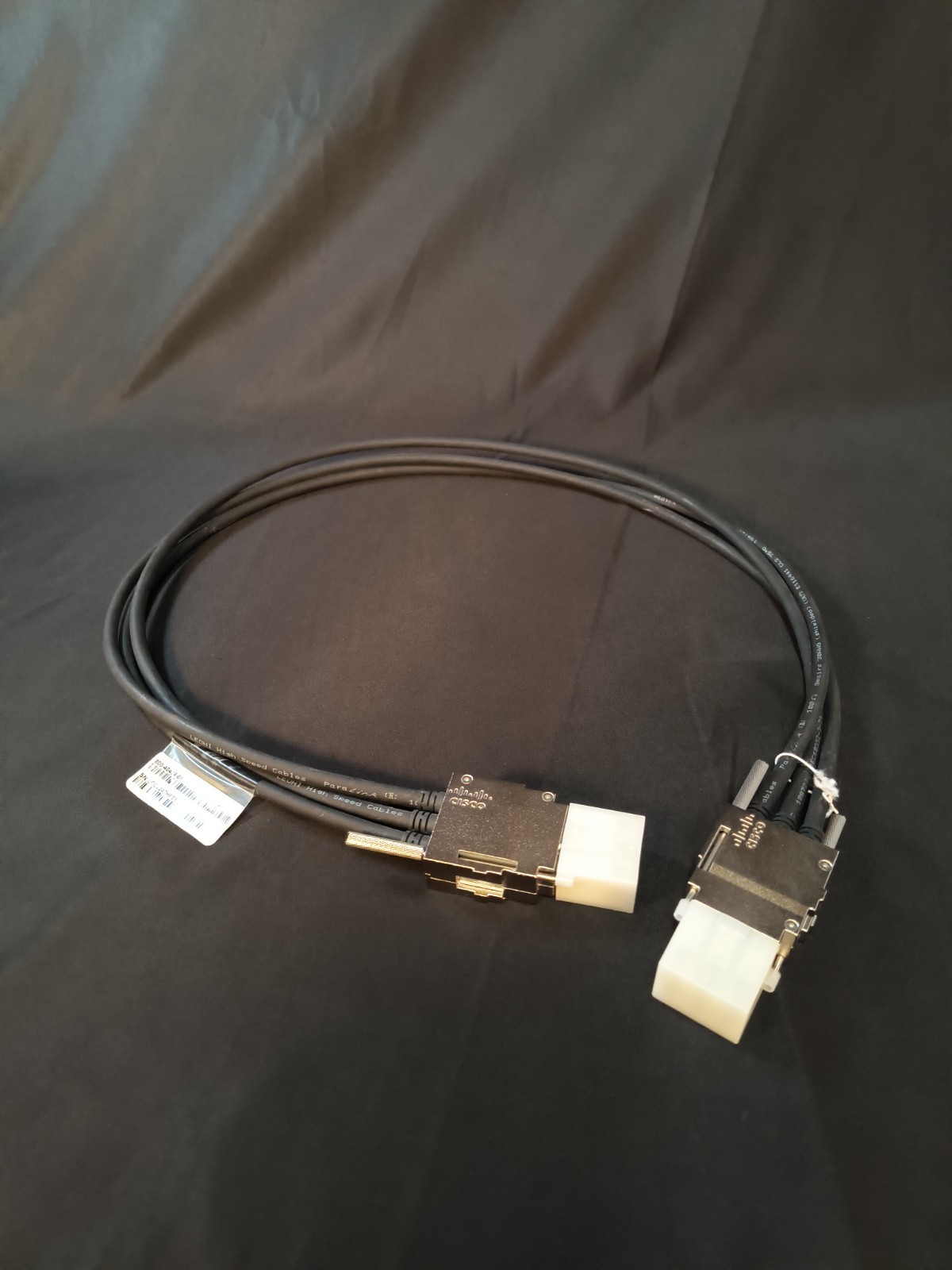 Cisco STACK-T1-1M V01 Stacking Cable 800-40404-01 for 3850 Series