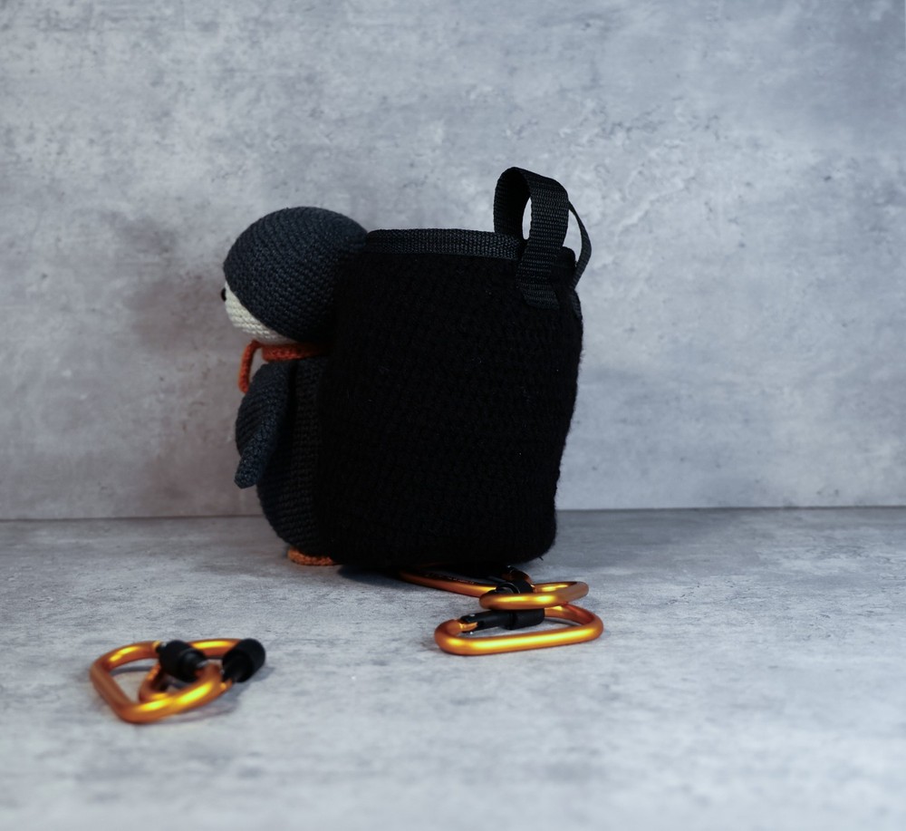 Crochet Chalk Bag – Penguin
