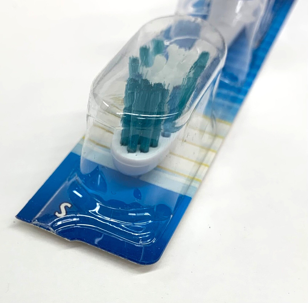 Oral B Deep Clean Toothbrush Soft Bristles Blue Handle