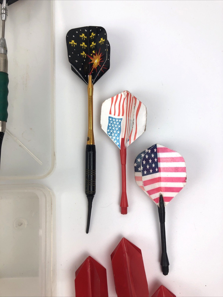 Plastic Soft Tip Throwing Darts Shafts Tips Feathers Some VTG + Plastic Case