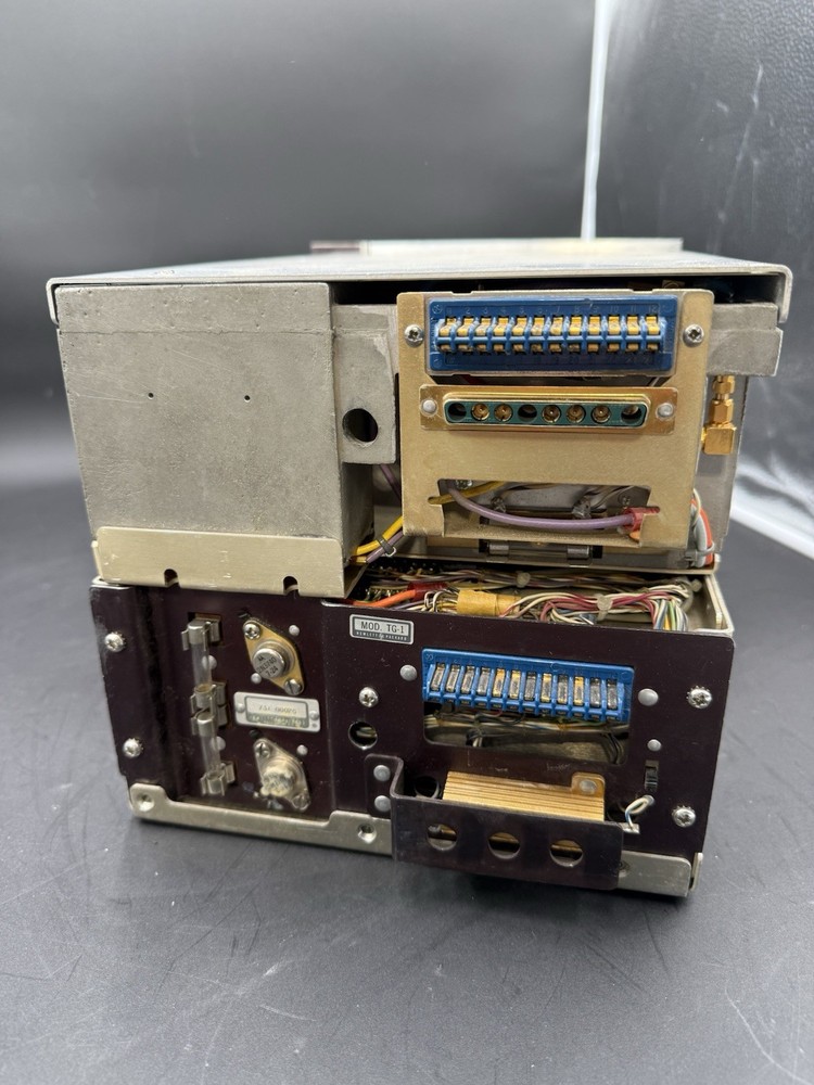 Spectrum Analyzer HP 8552I IF Section + HP 8555A RF Section