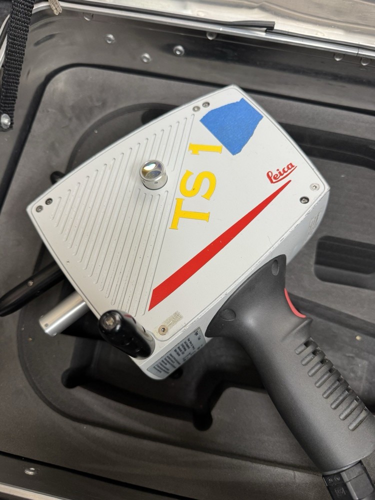 Leica T-Scan Laser Scanner