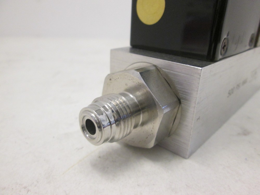 Unit UFC-3020A Mass Flow Controller MFC, O2, 50 SLM, Used