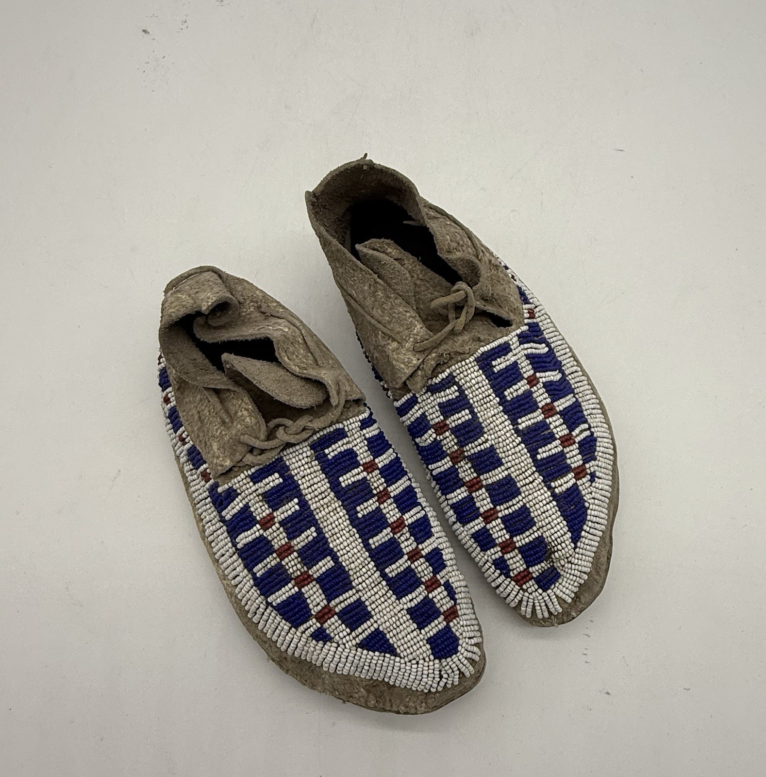 Old Plains Indian Sioux Beaded Moccasins