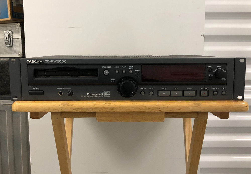 TASCAM CD-RW2000 Professional Rackmount CD Rewritable Recorder - #E