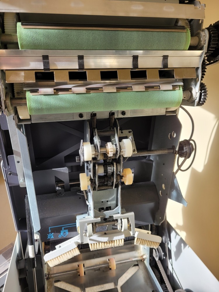 Mailing Machine - Envelope Stuffer - Folder Inserter - Neopost DS63