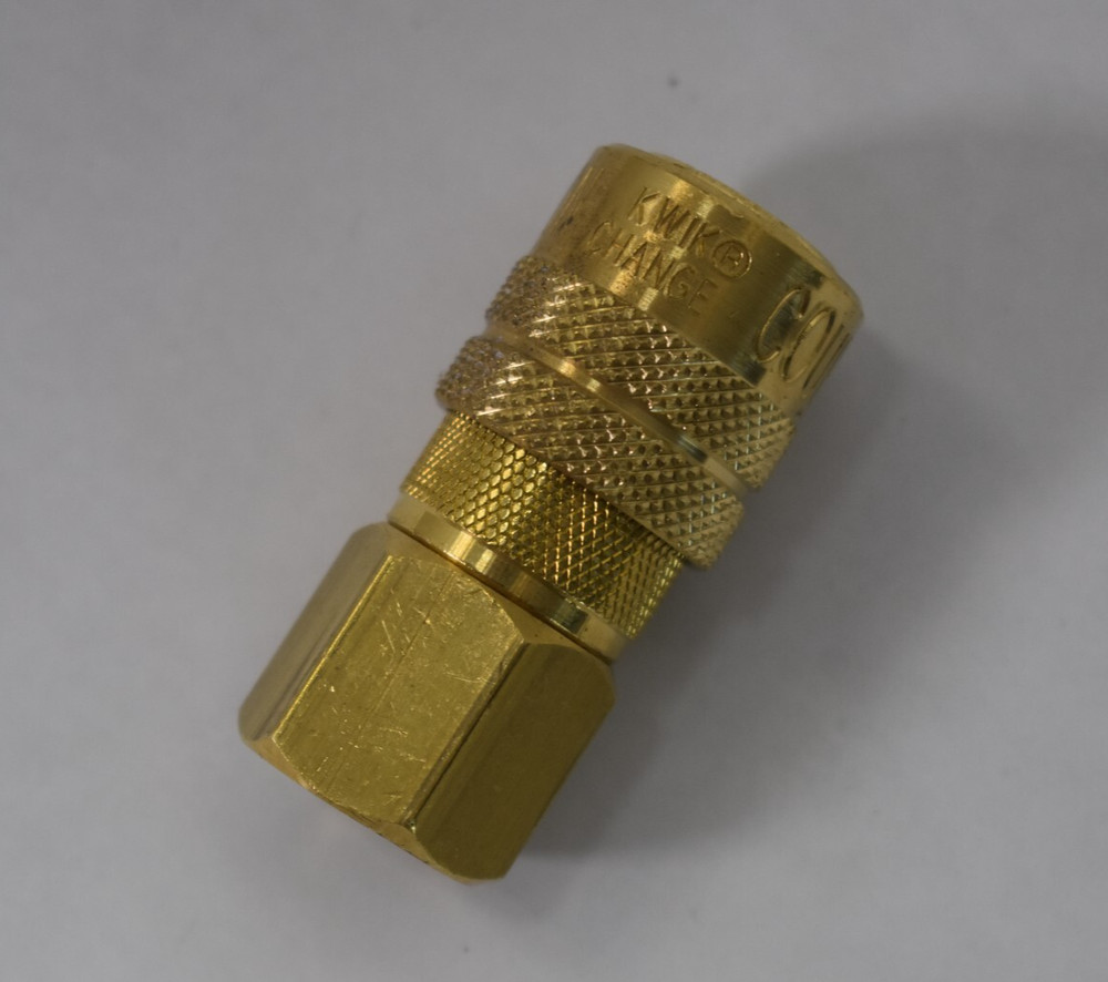 Milton 3/4" Kwik Change Coupler M Style Series Assembly Plug x 1/2"