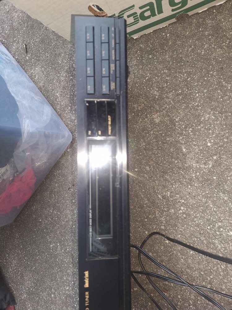 JVC FX-330 FM/AM Computer Controlled Stereo Tuner S