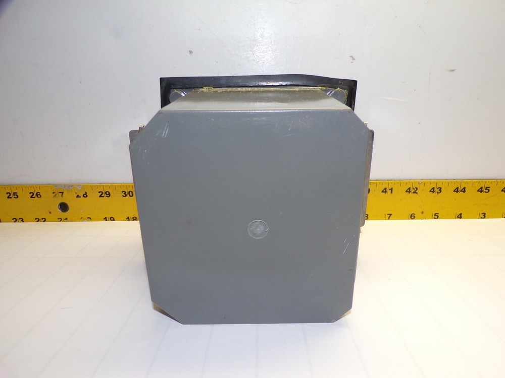 NEW GREAT LAKES INSTRUMENTS CONDUCTIVITY ANALYZER W/ MANUAL 115V MODEL 672E