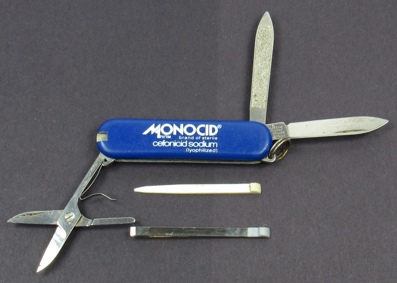 Monocid Victorinox Swiss Pocket Knife Drug Rep Pharmaceutical Promo Advertising