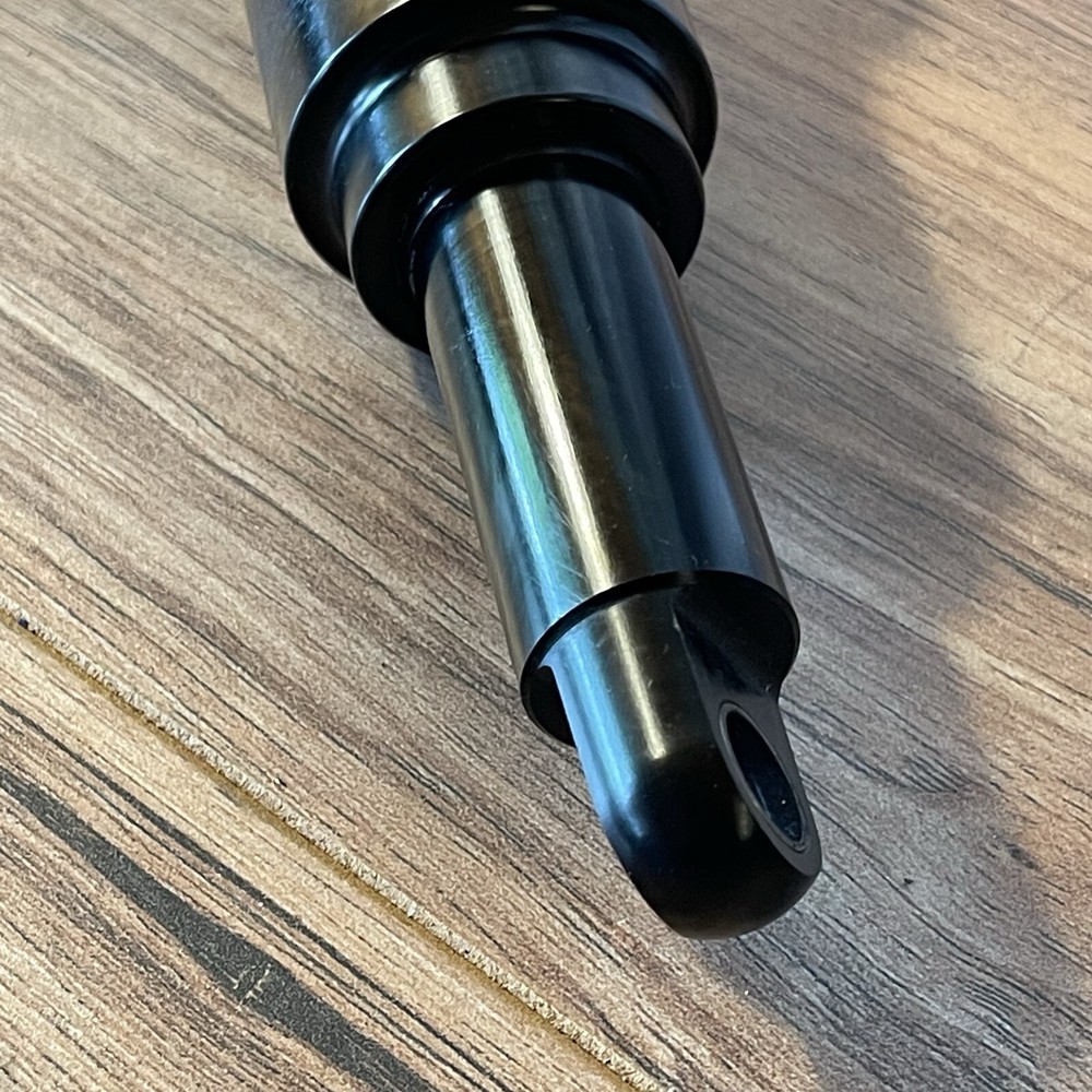 Rock Shox Bar  7.5 x 2 Stroke MISSING VALVE CORE NEEDS SERVICE