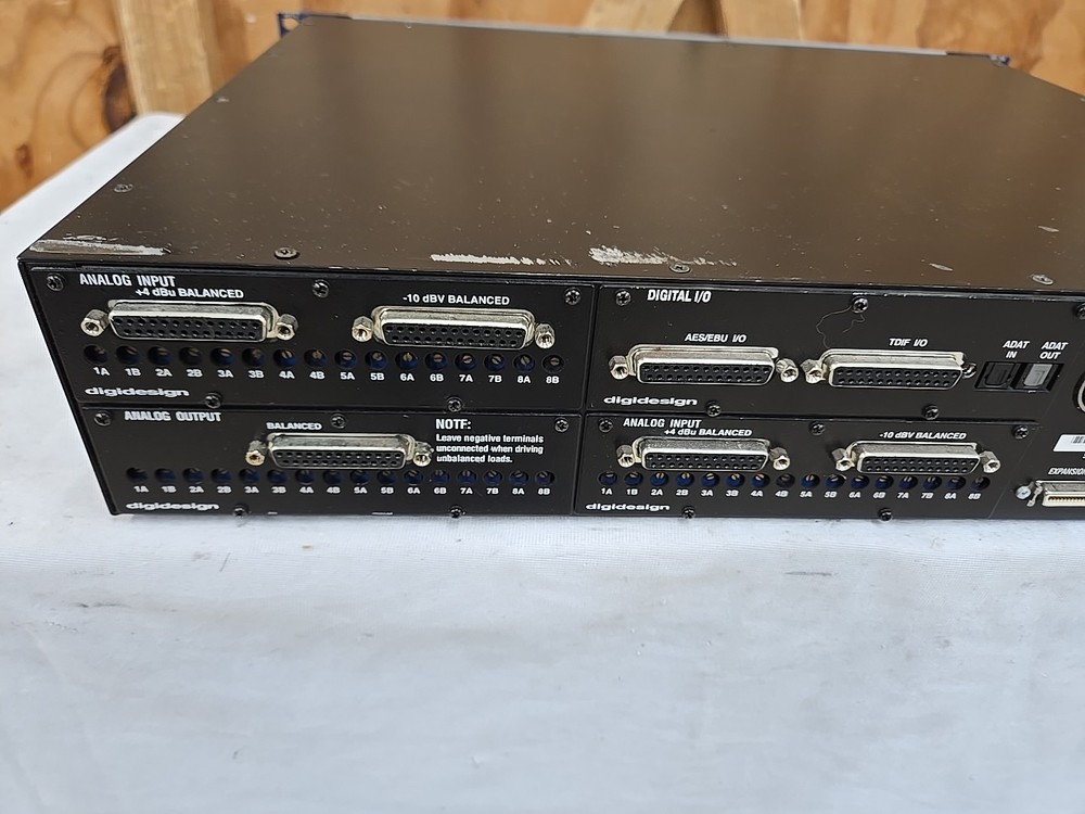 Digidesign 192 Pro Tools HD Interface 2 Analog In, 1 Analog Out, 1 Digital I/O