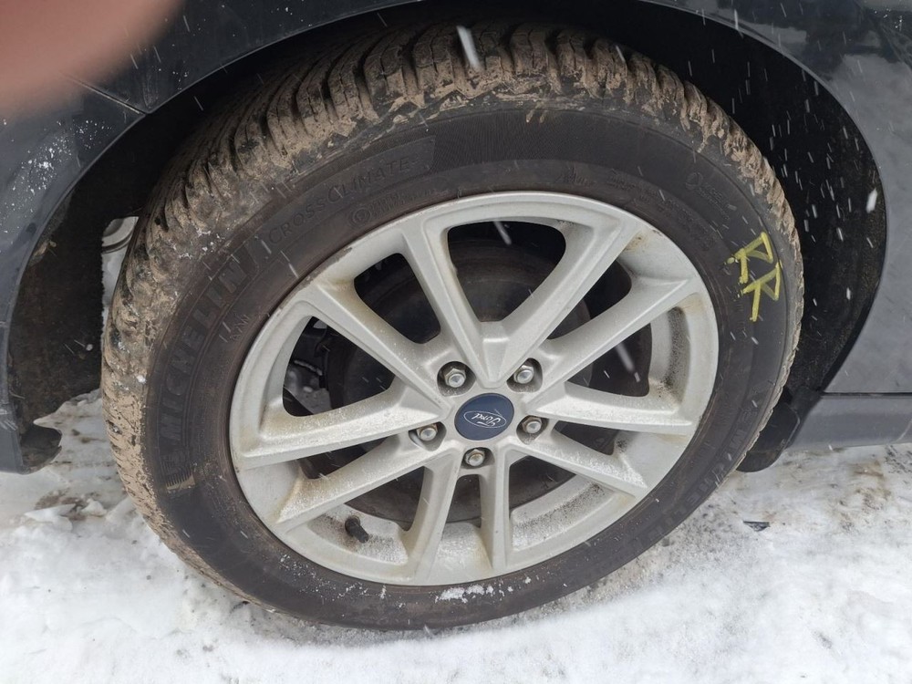 2015 Ford Focus 4.2 Screen Display OEM Used - No Anti-Theft Code Required