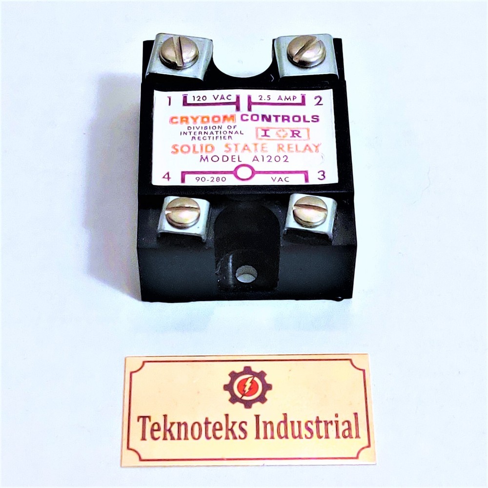 CRYDOM CONTROLS  A1202  SOLID STATE RELAY   120 VAC 2.5 A  /  90-280 VAC/DC