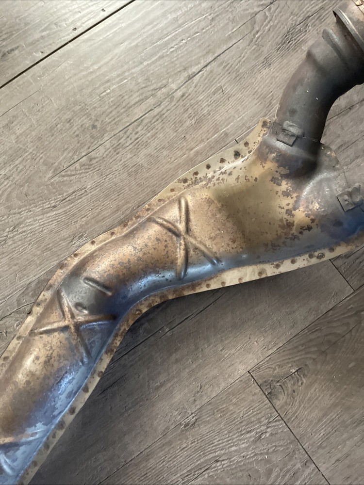 2001 Eurovan 2.8L Exhaust Down Pipe USED.