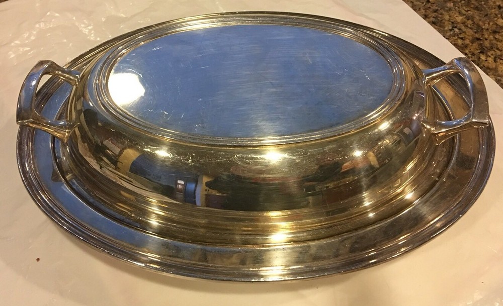 VINTAGE CRESCENT SILVERWARE CO. SILVERPLATE COVERED VEGETABLE SERVING DISH