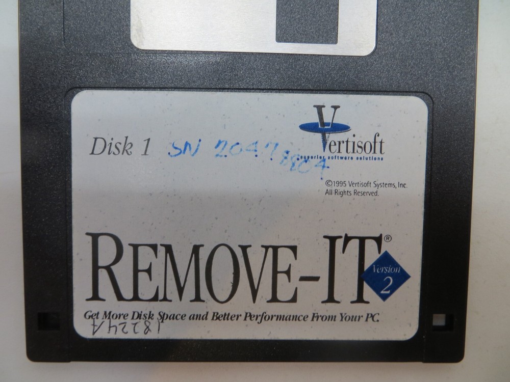 3.5" Floppy Disks REMOVE-IT Version 2 computer discs 1995 Vertisoft vintage