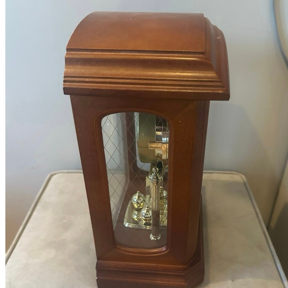 Bulova B1848 Mantle Clock
