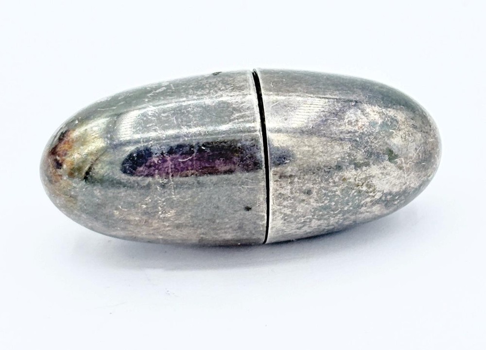 Stanley Co Antique Sterling Silver Egg Thimble Holder/Case w/ Thread & Thimble