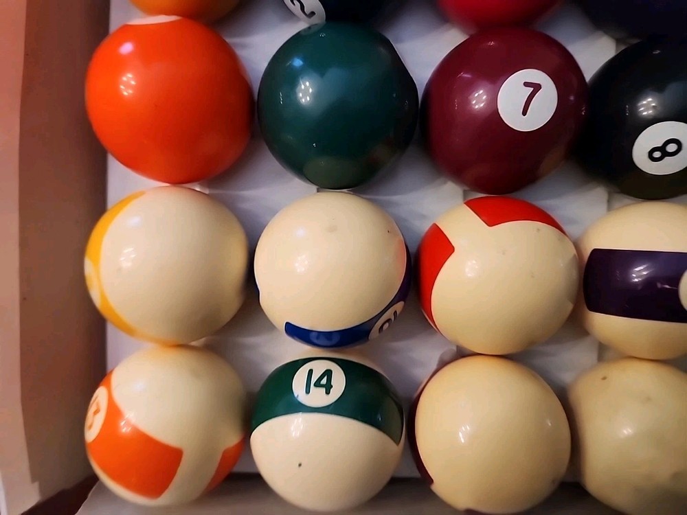 Vintage Bakelite Billiard Pool Balls Set