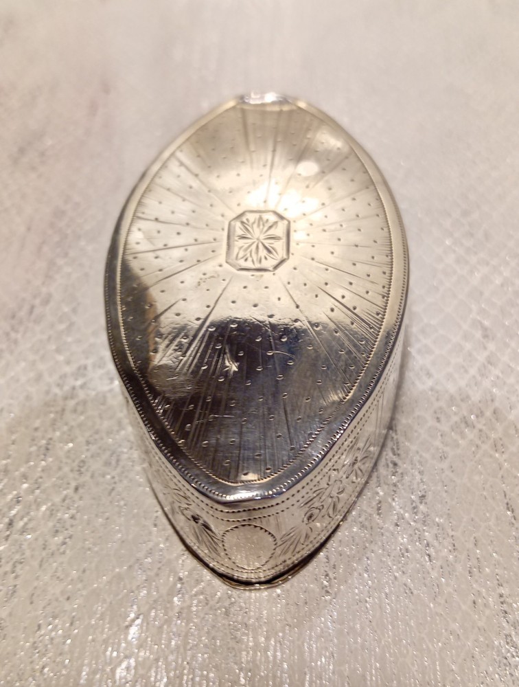 Solid Silver Snuff Box Samuel Pemberton 1792 Birmingham.