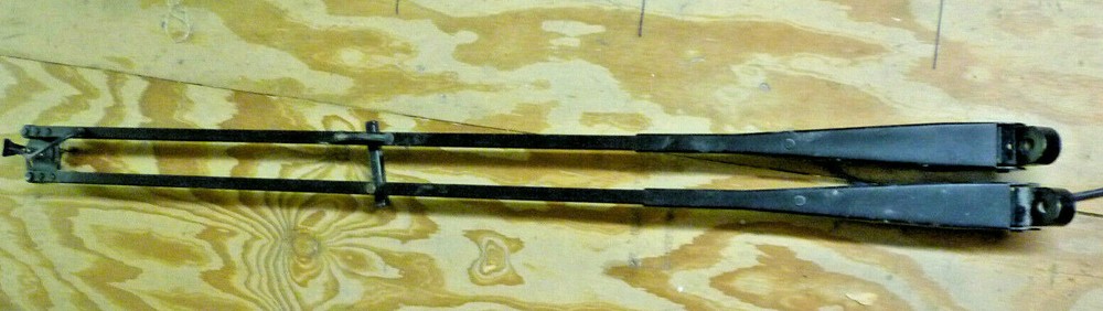 Double Wiper Arm 50"