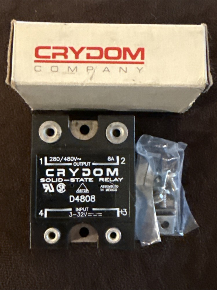 Crydom D4808 Solid State Relay 3-32V Input 480V 8A Output