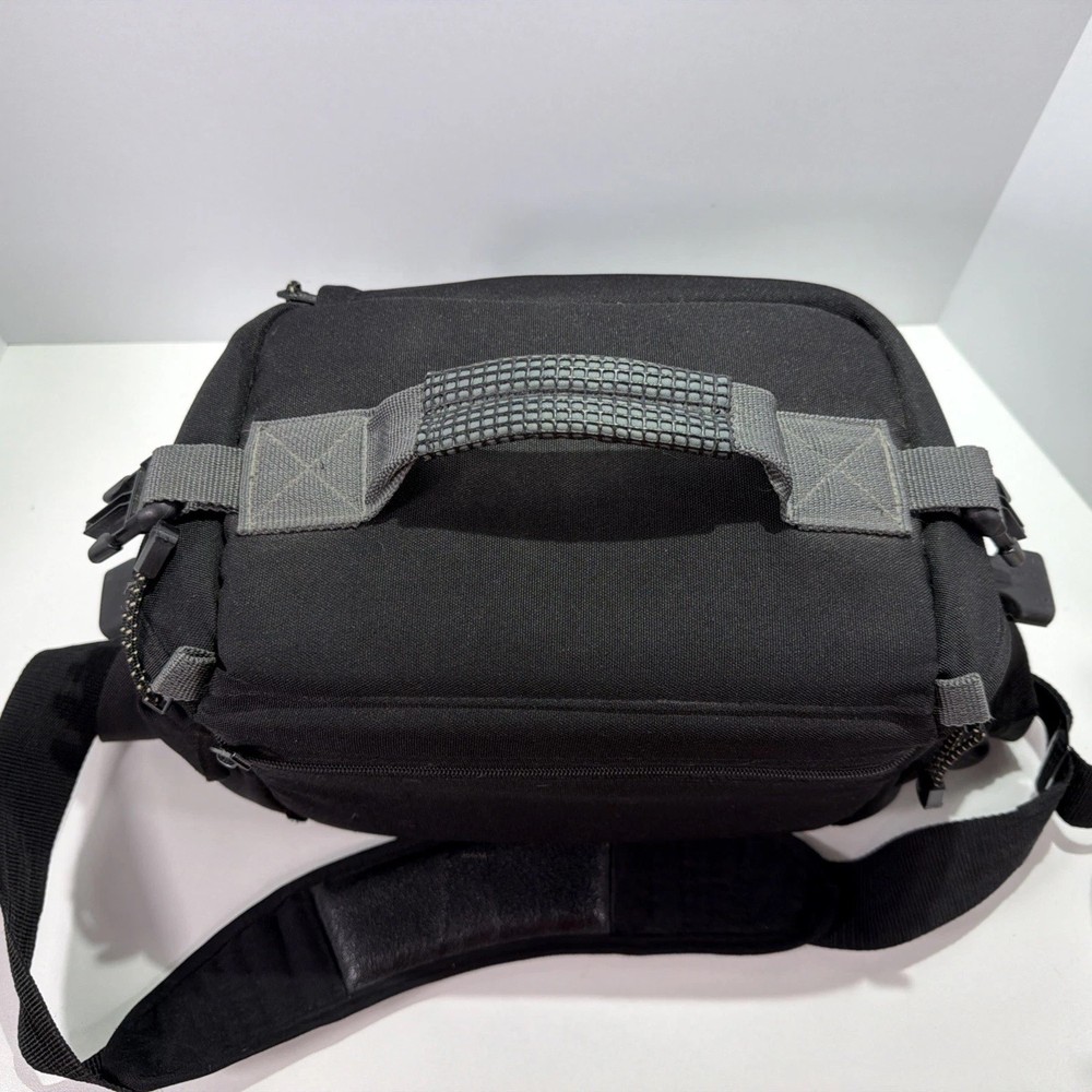Tamrac System 6 black camera bag