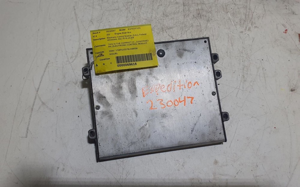 Engine ECM Electronic Control Module 5.4L 2WD Fits 06 EXPEDITION 246359