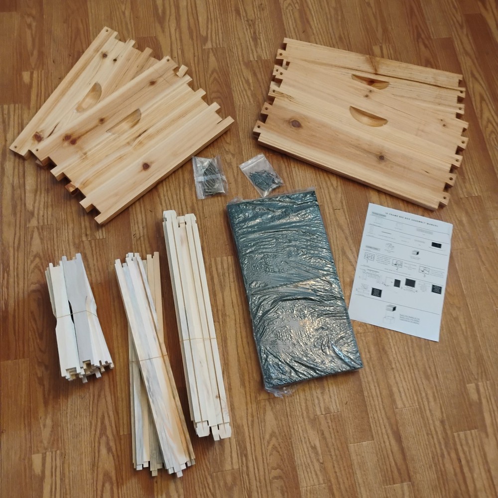 Beehive 10 Frame Deep Box Kit