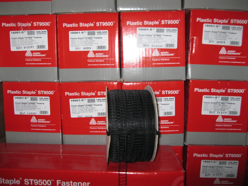 ORIGINAL 100M  DENNISON  PLASTIC  STAPLES   ST9500   FASTNERS