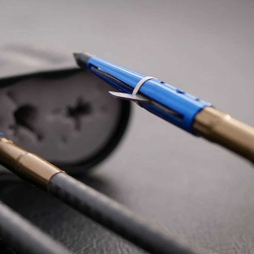 Swhacker Levi Morgan 2-Blade Broadheads 2.5" Cut Blue 3-Pack