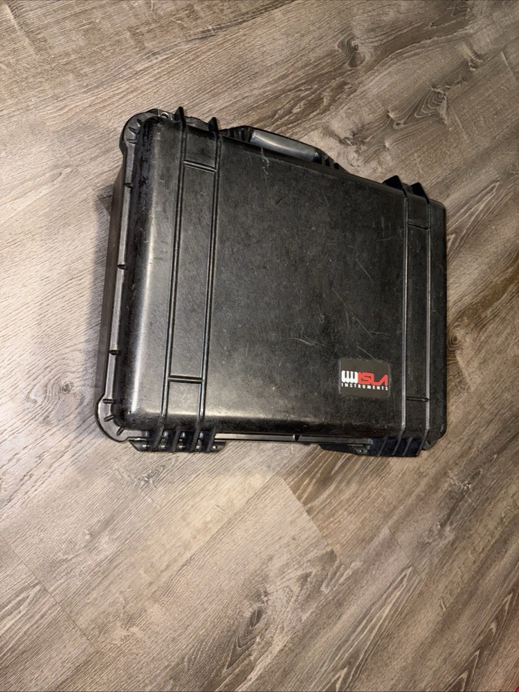 Isla Instruments S2400 Sampling Drum Machine