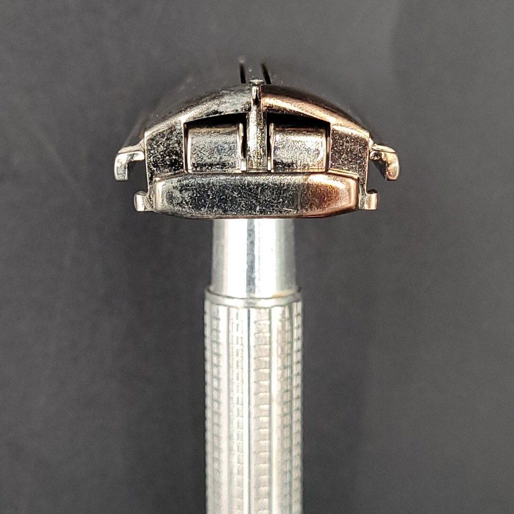 1956 Gillette Super Speed Blue Tip Flare DE TTO Safety Razor Date Code B3