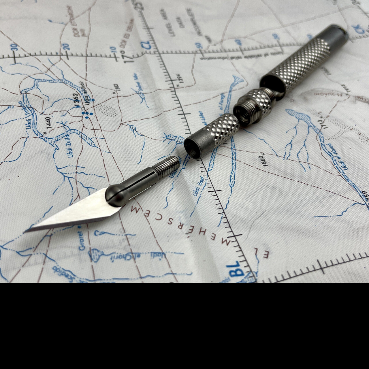 Maratac Key Ring Titanium Scalpel Grade-5 Titanium Non-Slip 18 Spare Blades