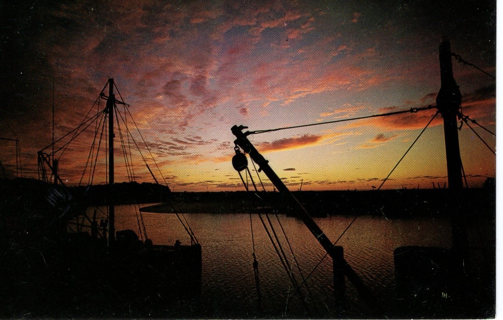 SUNSET AT ROCK HARBOR, ORLEANS ON CAPE COD - PC5200