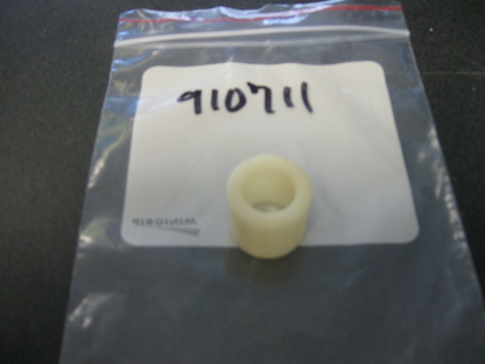 Johnson Evinrude OMC 0910711 Bushing JO70