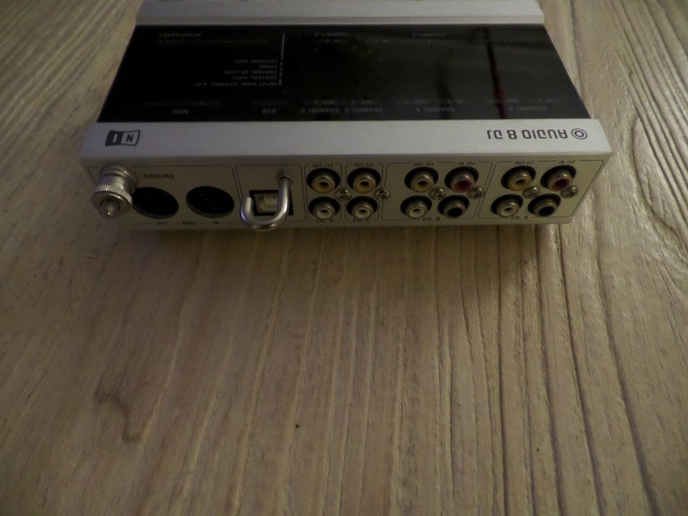 NEW! native instruments audio 8 dj interface audio unit NWOB UNUSED MINT!