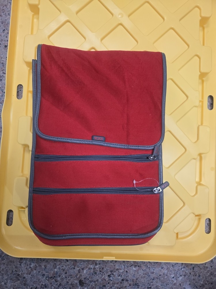 Tumi Large Expandable Garment Folder Packing Cube Luggage Organizer Red 10"x 15"