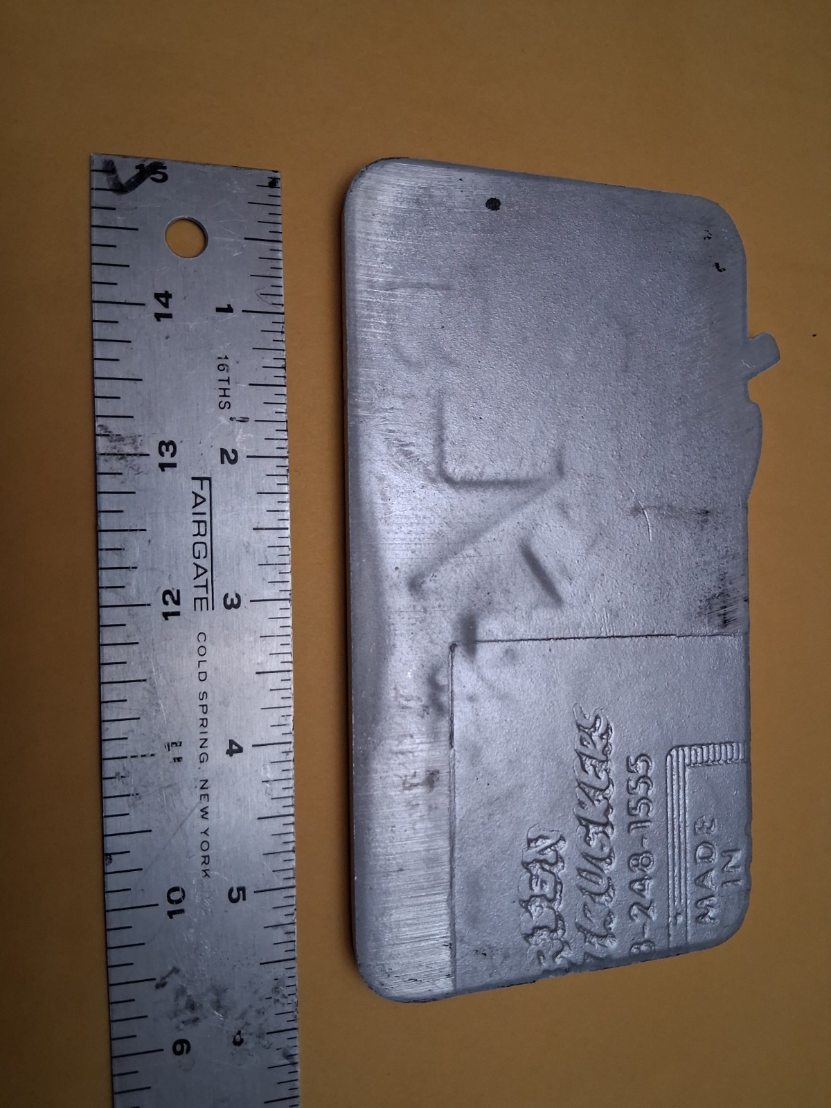 DUKES CAR CLUB PLAQUE - SPOKANE