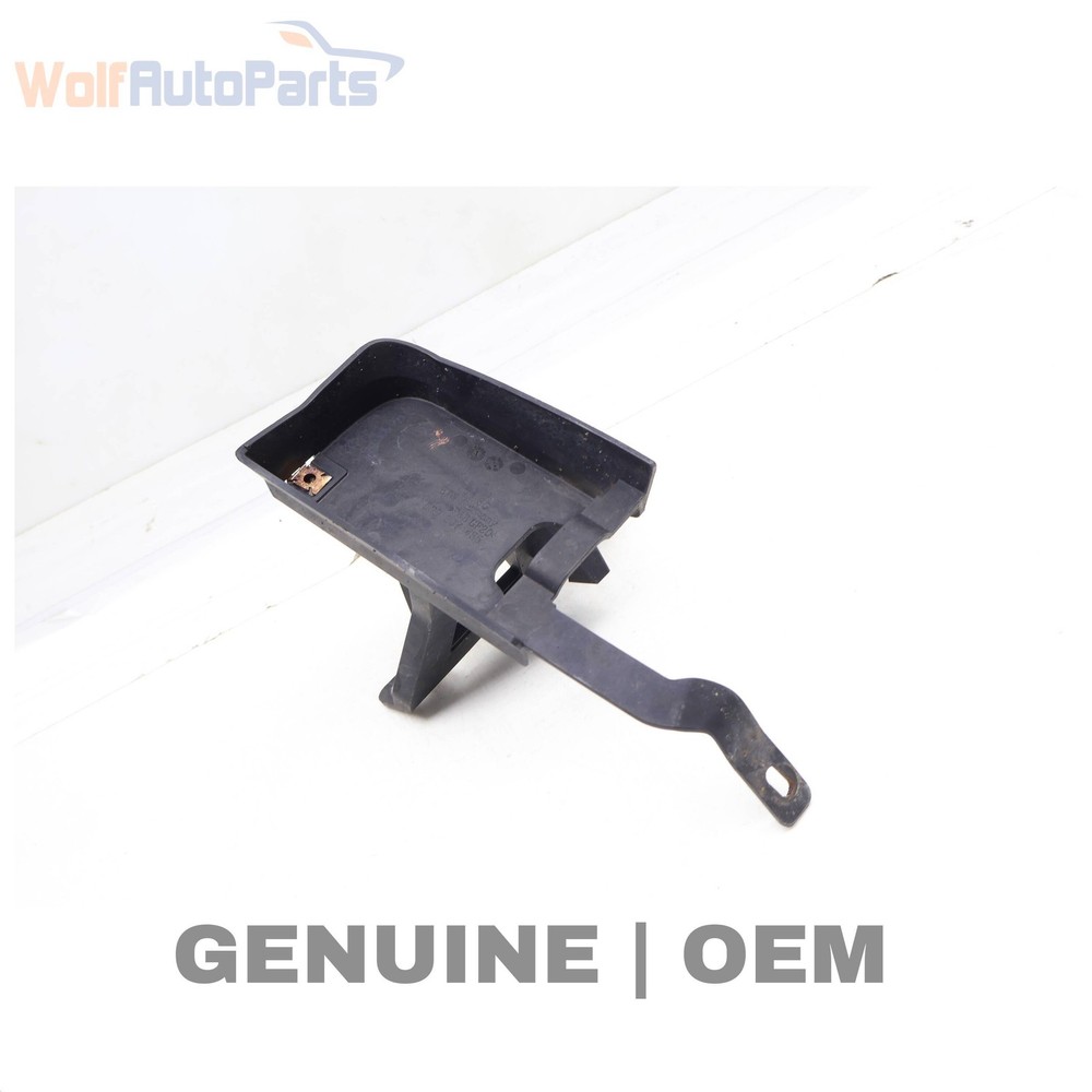 2017 VW GOLF ALLTRACK - Blind SPOT Detection Sensor / Module Bracket (Slave)