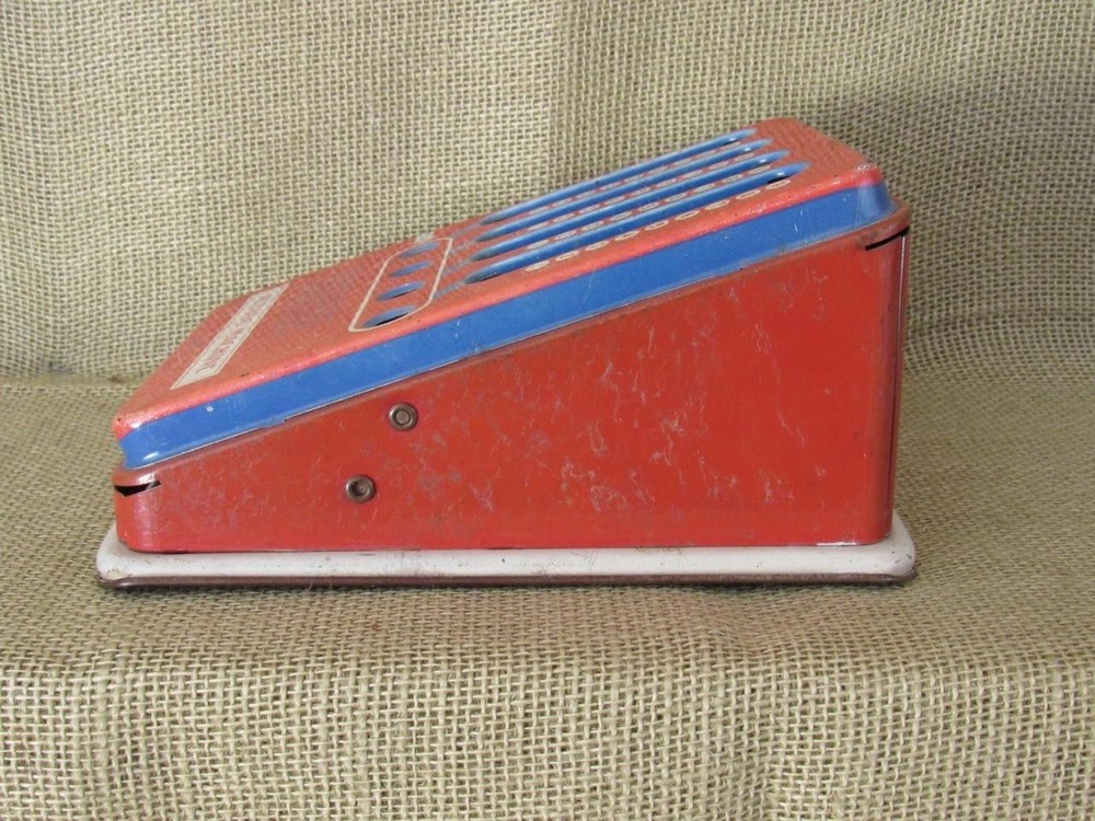 Vintage 40s Working Tin Litho Wolverine Adding Machine Hand Pull Dial Calculator