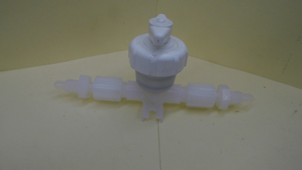 FLUOROWARE ⅜"FT MANUALLY ACTUATED DIAPHRAGM VALVE