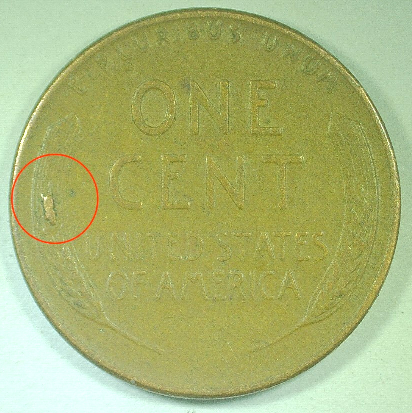1952 Lincoln Cent DIE CHIP Error  on reverse. * SAME DAY FREE SHIPPING*
