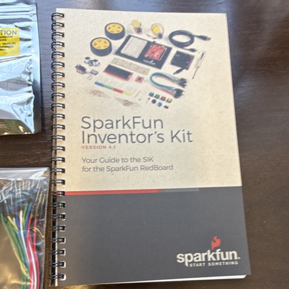 SparkFun Inventor's Kit Version 4.1 KIT15267 RedBoard, Full Set, Technology Kit