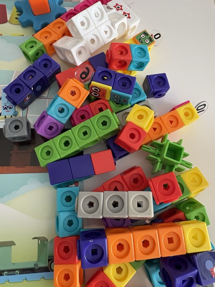 Numberblocks MathLink Cubes 1-10 Activity Set w Cards Mats & Cubes Incomplete