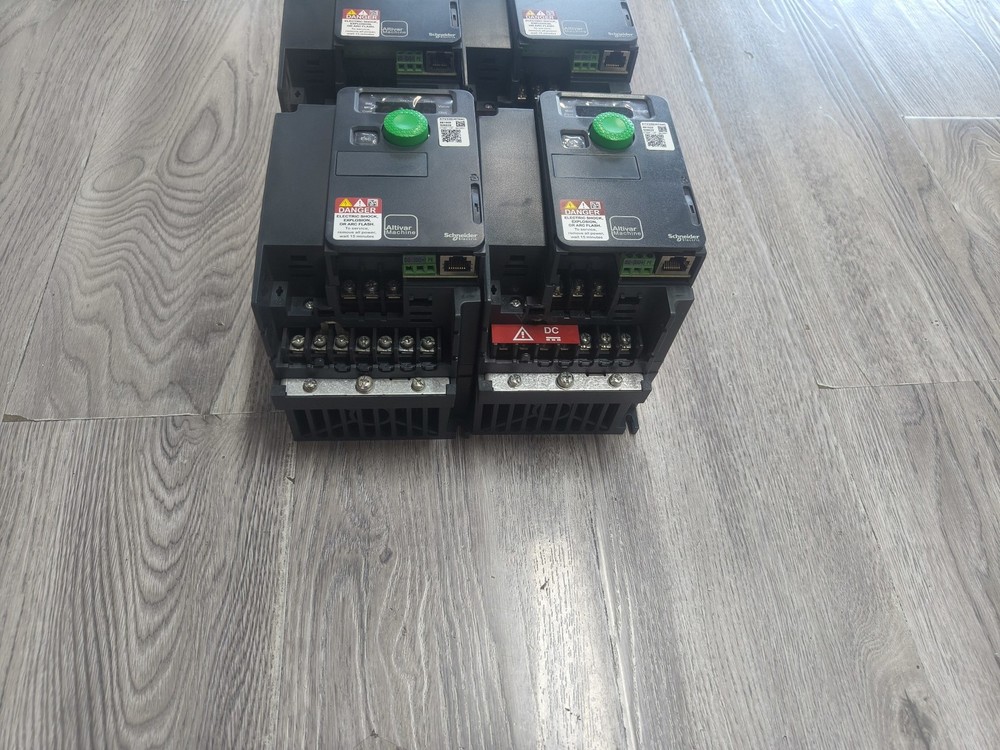 1PC ATV320U07N4C 380V Frequency converter