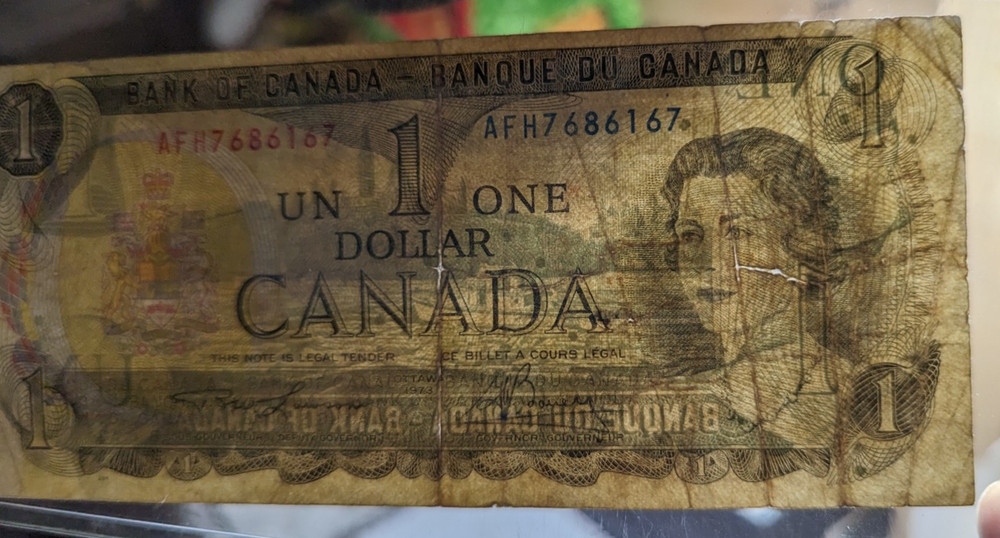 ONE DOLLAR CANADA 1973 CIRC Poor