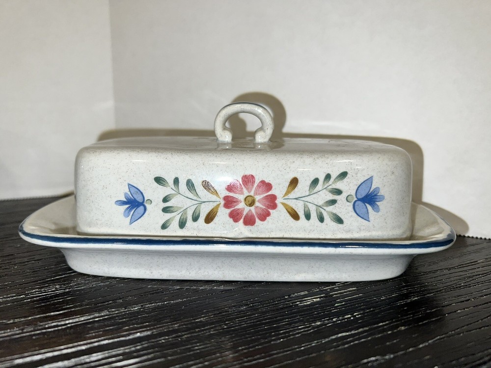 Inter-National Stoneware Japan