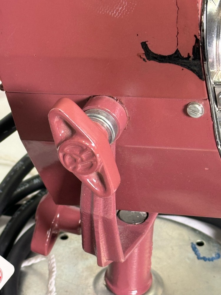 Mole Richardson Tiny-Mole light & round floor stand